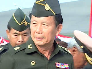 พล.อ.บุญสร้าง เนียมประดิษฐ์